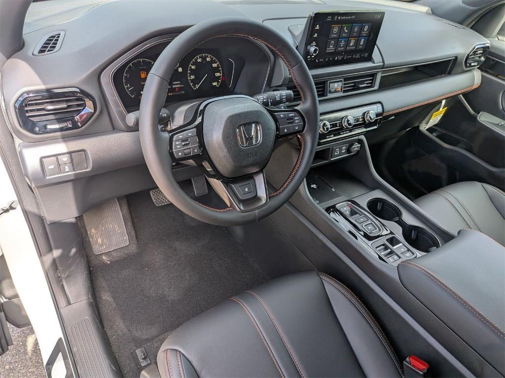 new 2025 Honda Pilot car, priced at $51,830