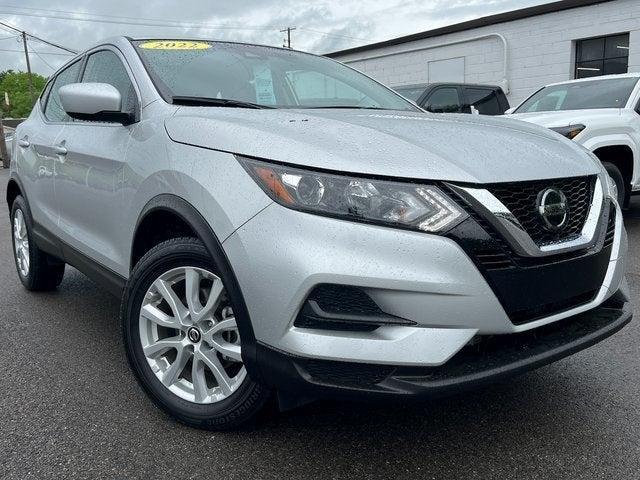 used 2022 Nissan Rogue Sport car, priced at $19,988