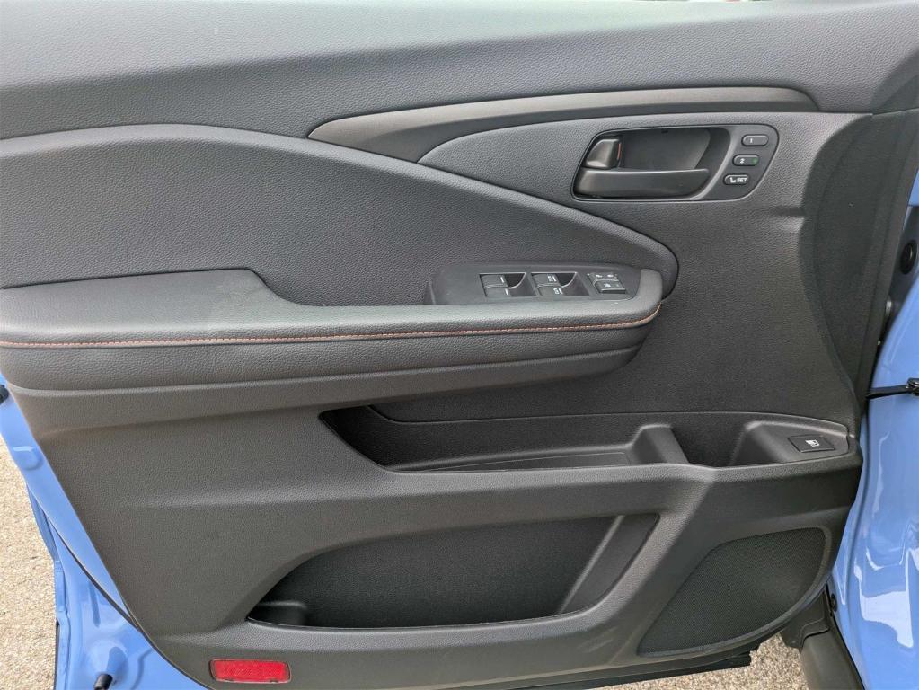 new 2025 Honda Ridgeline car, priced at $49,485