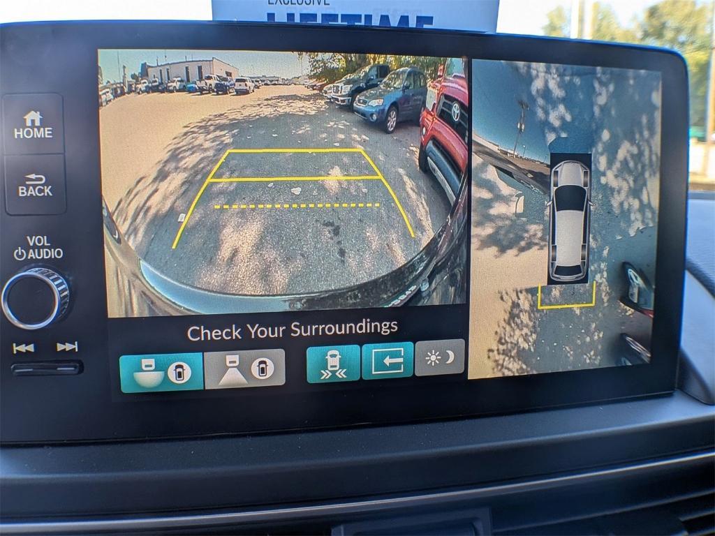 new 2025 Honda Pilot car, priced at $51,095