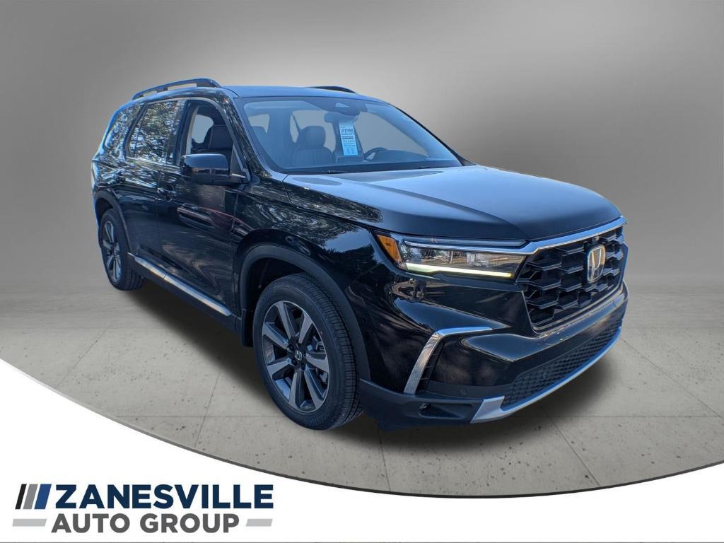 new 2025 Honda Pilot car, priced at $51,095