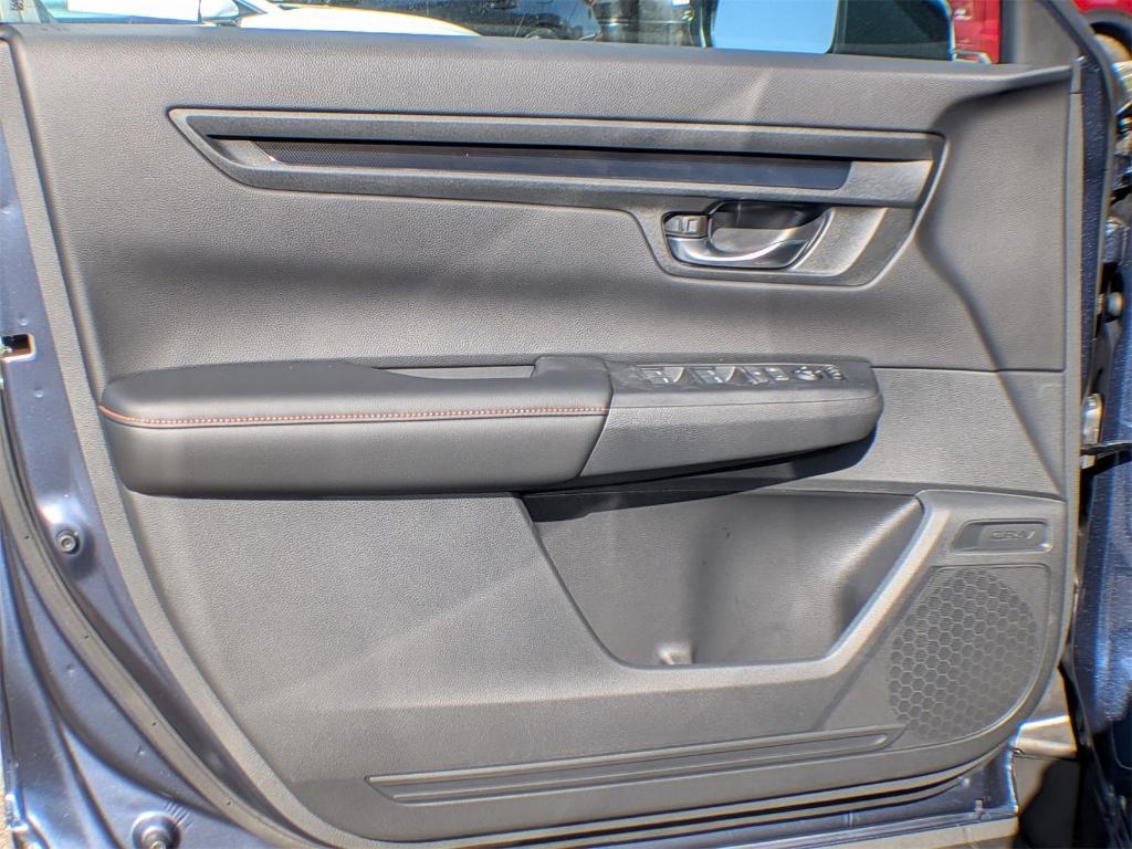 new 2026 Honda CR-V Hybrid car, priced at $40,250
