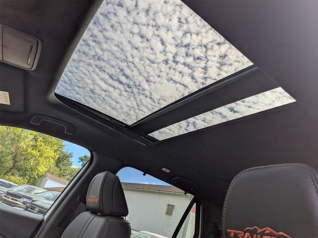 new 2025 Honda Pilot car, priced at $51,680