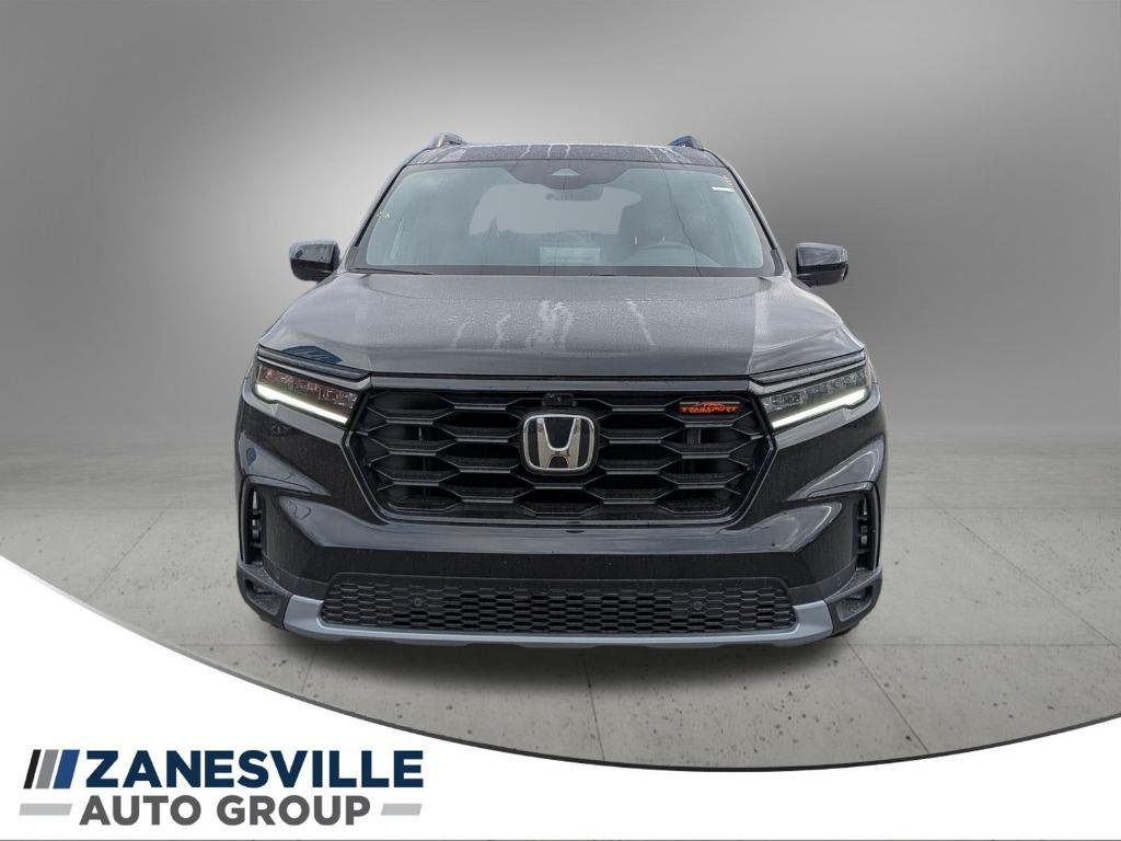 new 2025 Honda Pilot car, priced at $51,680