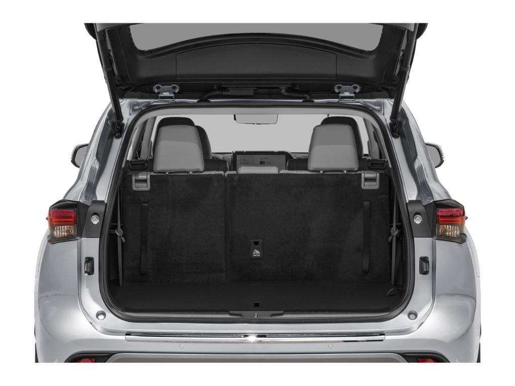 used 2024 Toyota Highlander Hybrid car, priced at $52,998