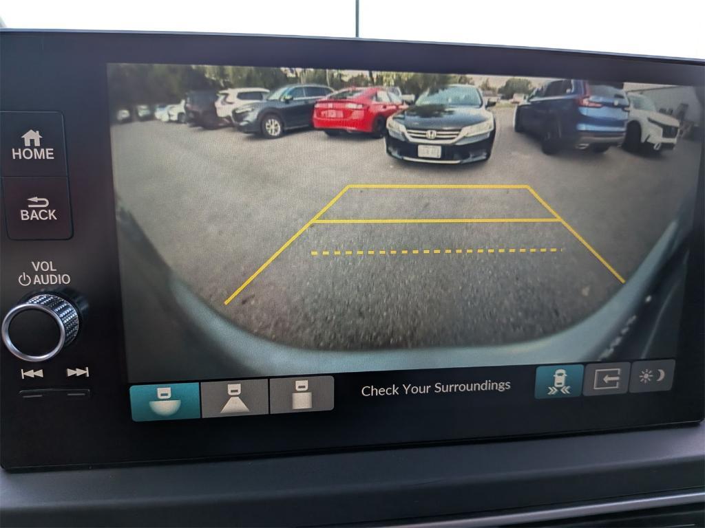 new 2025 Honda Pilot car, priced at $55,760