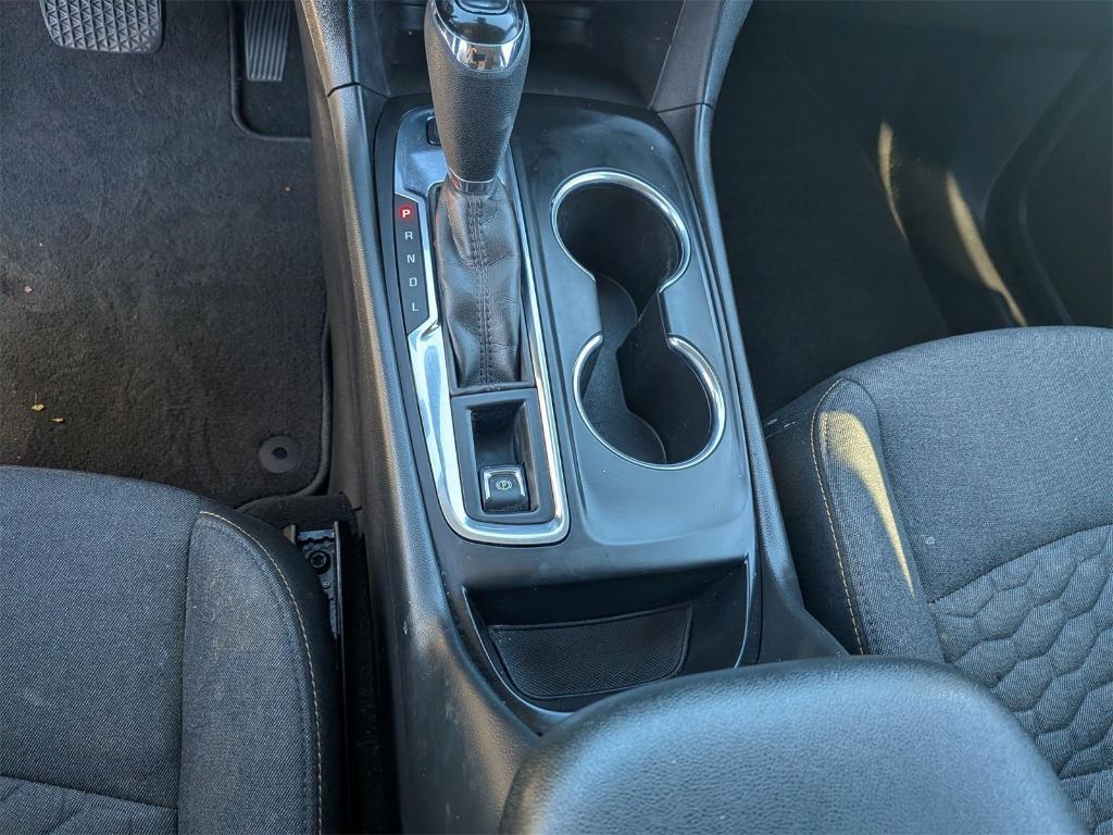 used 2021 Chevrolet Equinox car, priced at $18,999