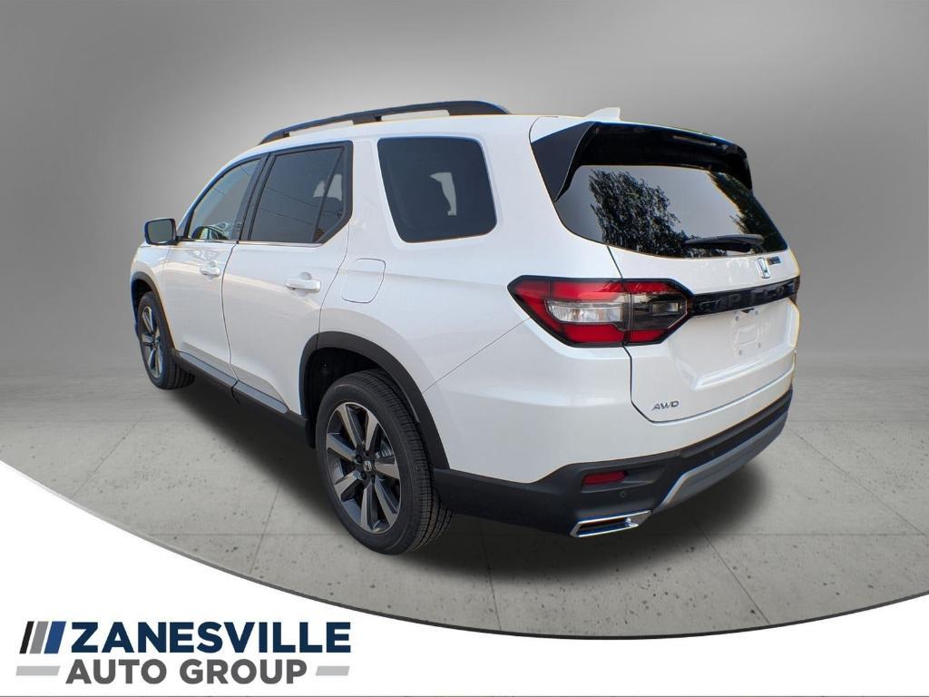 new 2025 Honda Pilot car, priced at $51,550