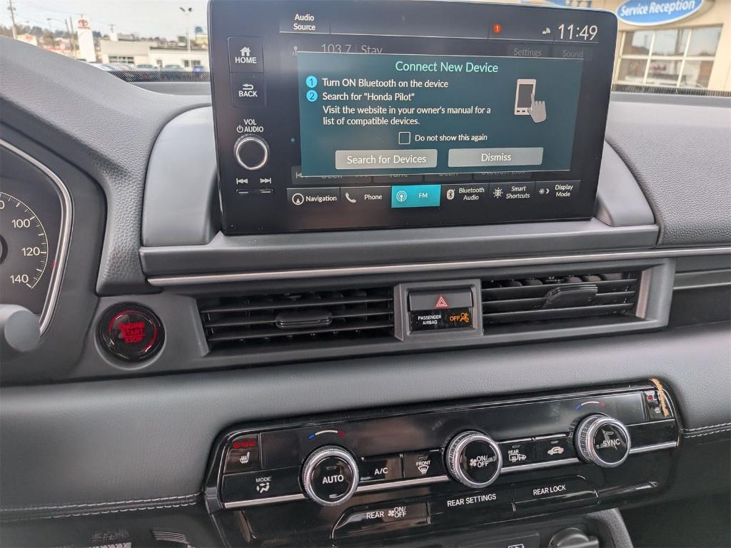 new 2025 Honda Pilot car, priced at $51,550