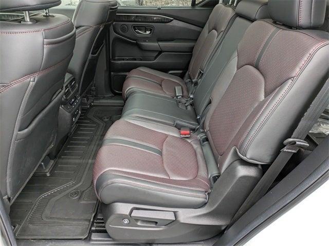 used 2025 Honda Pilot car, priced at $52,998