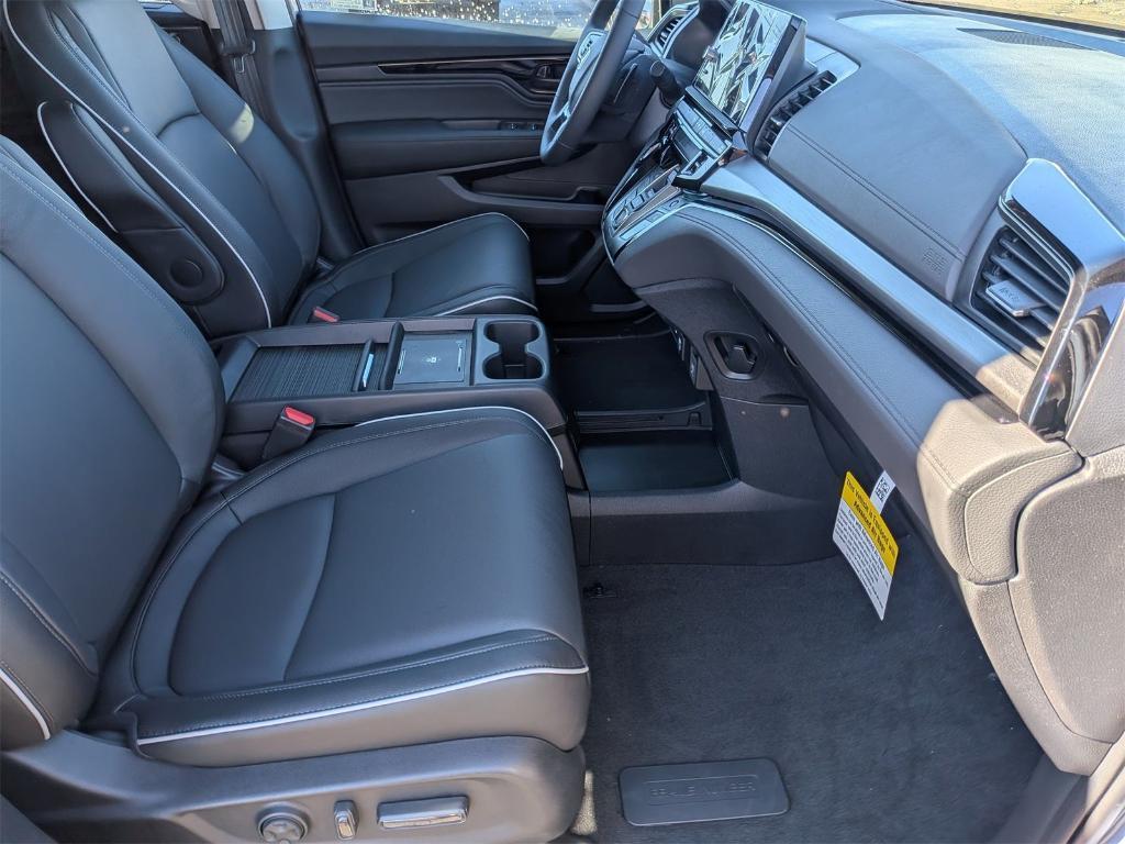 new 2026 Honda Odyssey car, priced at $44,745