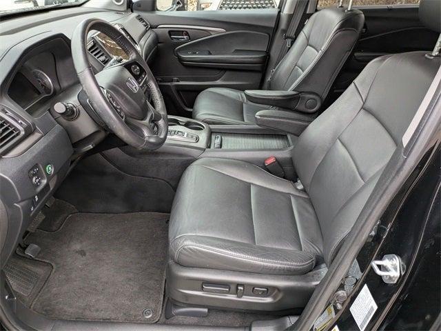 used 2022 Honda Pilot car, priced at $29,998