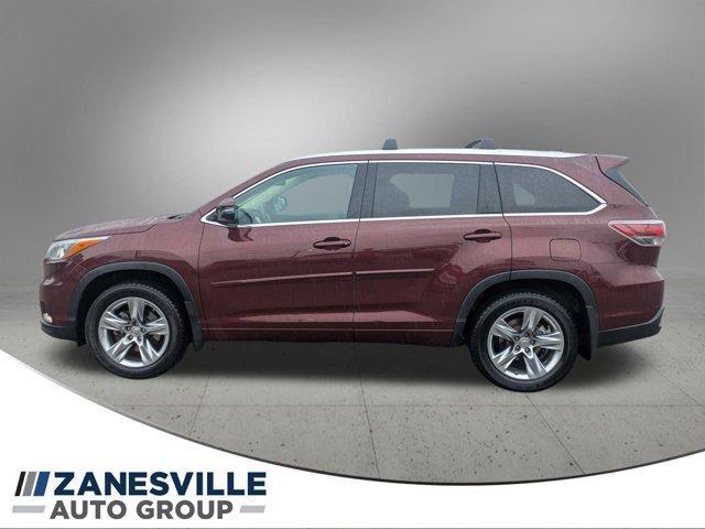 used 2015 Toyota Highlander car, priced at $21,998