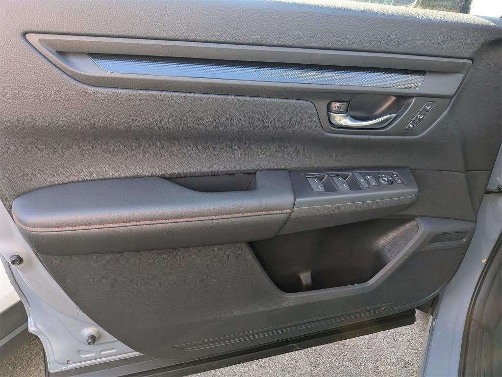 new 2026 Honda CR-V Hybrid car, priced at $42,130