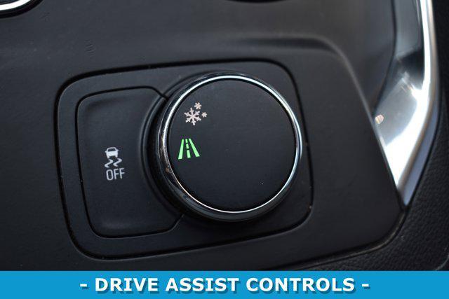 used 2020 Chevrolet Traverse car, priced at $15,500