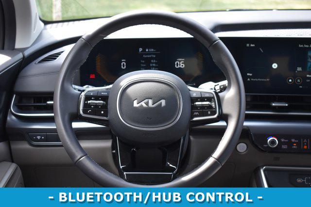 used 2025 Kia Carnival car, priced at $36,105