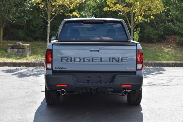 new 2025 Honda Ridgeline car, priced at $40,612