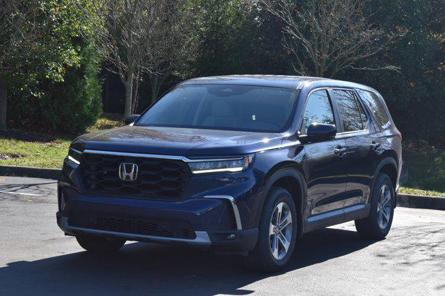 new 2025 Honda Pilot car, priced at $46,995