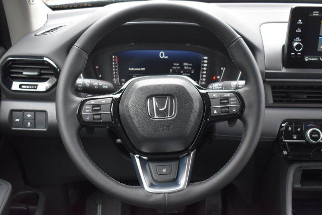 new 2025 Honda Pilot car, priced at $51,376