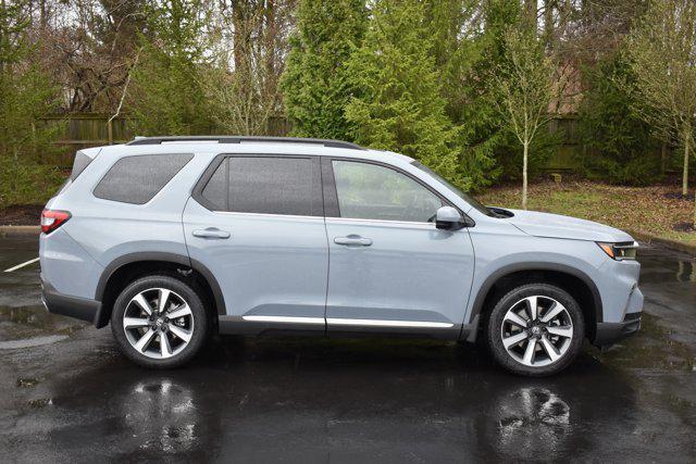 new 2025 Honda Pilot car, priced at $51,376