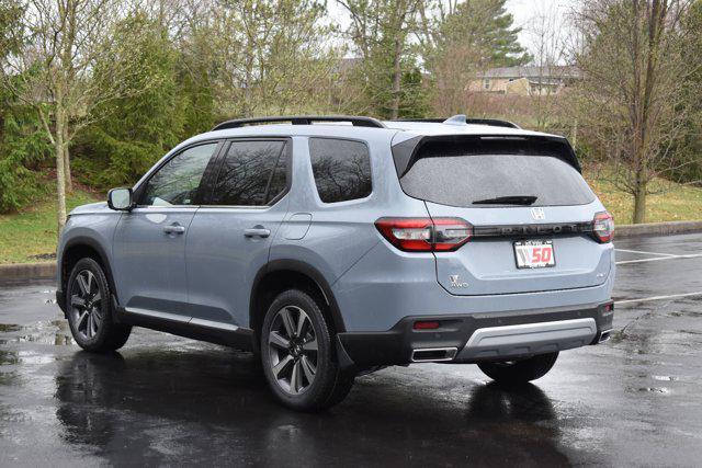 new 2025 Honda Pilot car, priced at $51,376