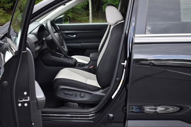 used 2025 Honda CR-V car, priced at $35,352