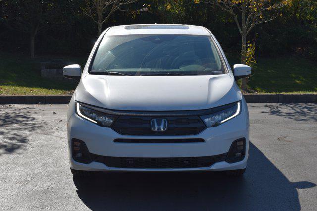 new 2025 Honda Odyssey car, priced at $41,915