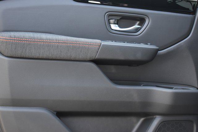 new 2025 Honda Pilot car, priced at $43,650