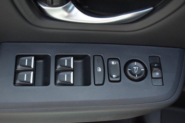 new 2025 Honda Pilot car, priced at $43,650