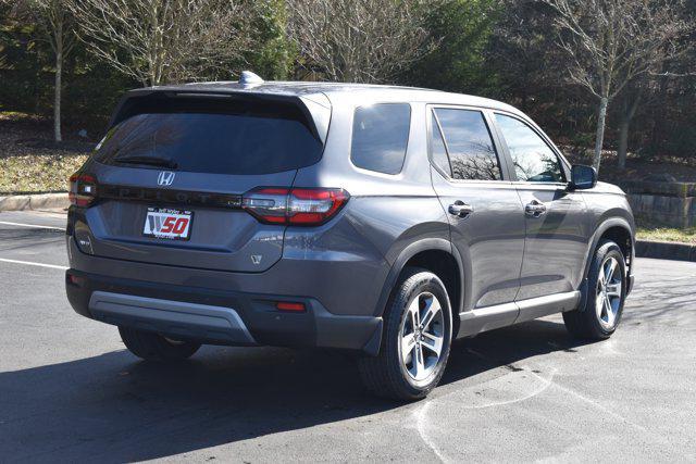 new 2025 Honda Pilot car, priced at $46,995