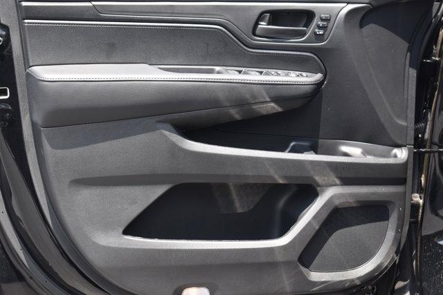 used 2025 Honda Odyssey car, priced at $44,986
