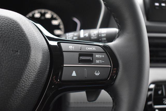 new 2025 Honda Pilot car, priced at $47,758