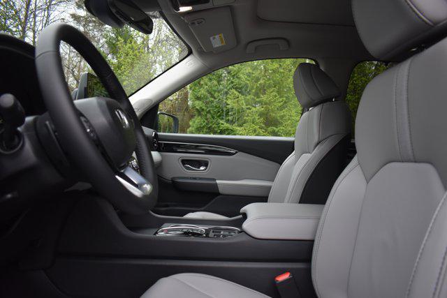 new 2025 Honda Pilot car, priced at $47,758