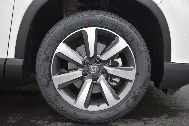 new 2025 Honda Pilot car, priced at $47,758