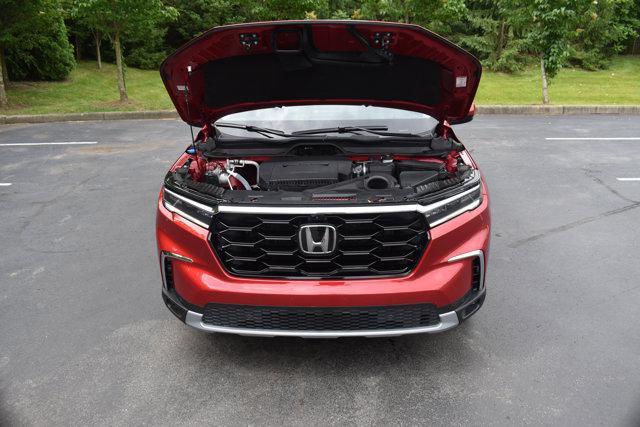 used 2023 Honda Pilot car, priced at $46,665