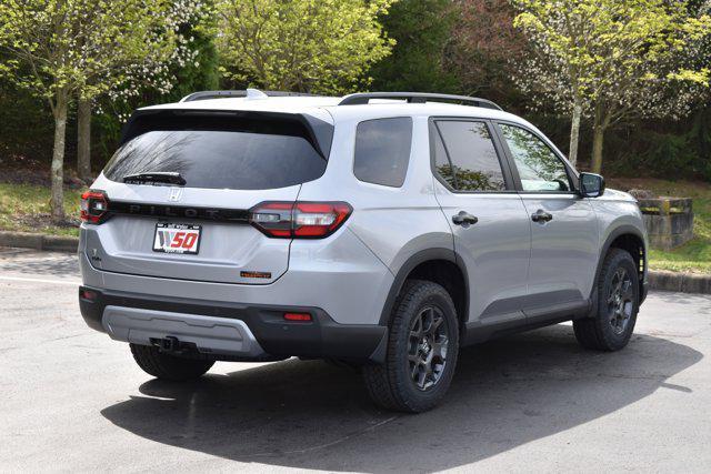 new 2025 Honda Pilot car, priced at $51,030