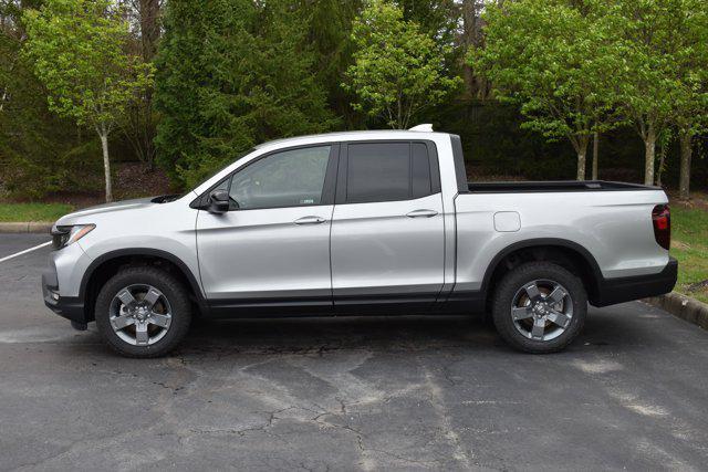 new 2025 Honda Ridgeline car, priced at $44,117
