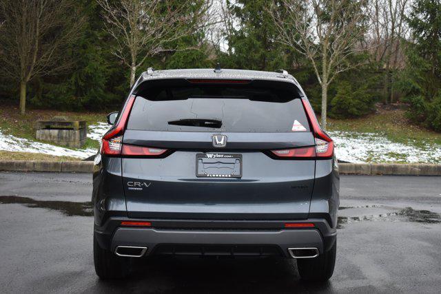 new 2025 Honda CR-V Hybrid car, priced at $37,245