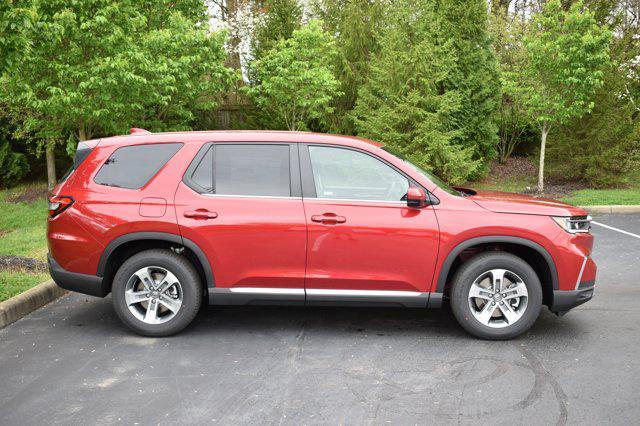 new 2025 Honda Pilot car, priced at $45,422