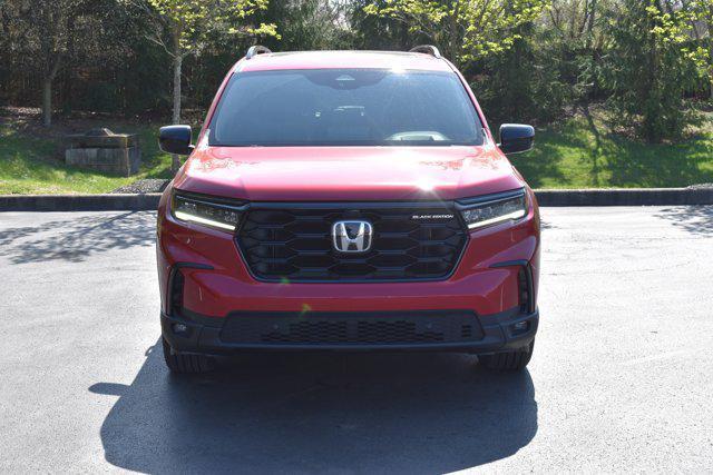 new 2025 Honda Pilot car, priced at $52,674