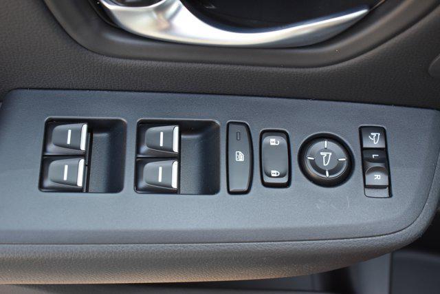 new 2025 Honda Pilot car, priced at $52,082