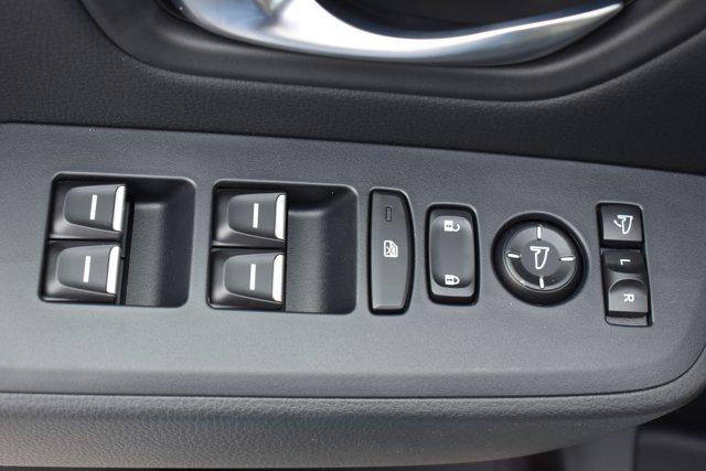 new 2025 Honda Pilot car, priced at $50,595