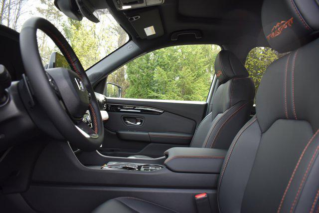 new 2025 Honda Pilot car, priced at $50,595