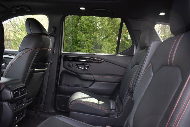 new 2025 Honda Pilot car, priced at $50,595