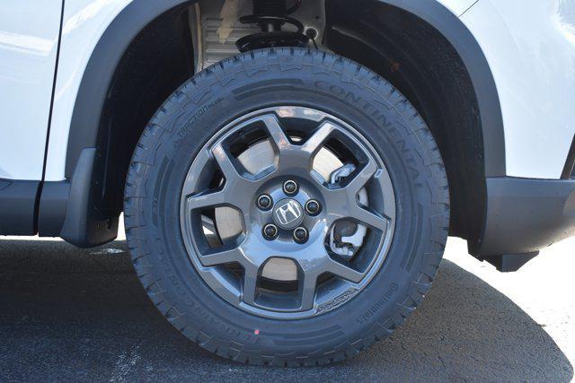 new 2025 Honda Pilot car, priced at $51,250