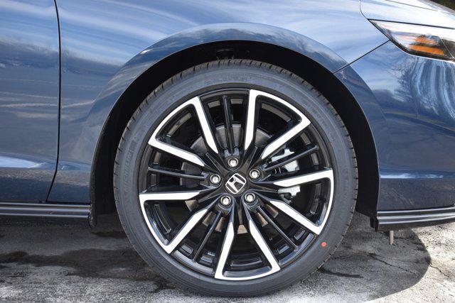 new 2025 Honda Accord Hybrid car, priced at $40,350