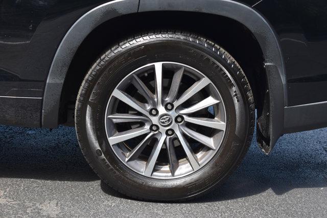 used 2018 Toyota Highlander car, priced at $19,847
