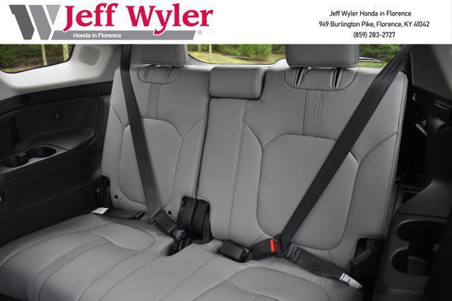 new 2025 Honda Pilot car, priced at $48,839