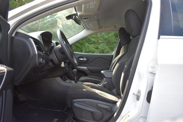 used 2019 Jeep Cherokee car, priced at $14,656