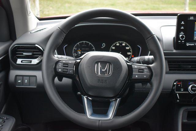 new 2025 Honda Pilot car, priced at $53,650